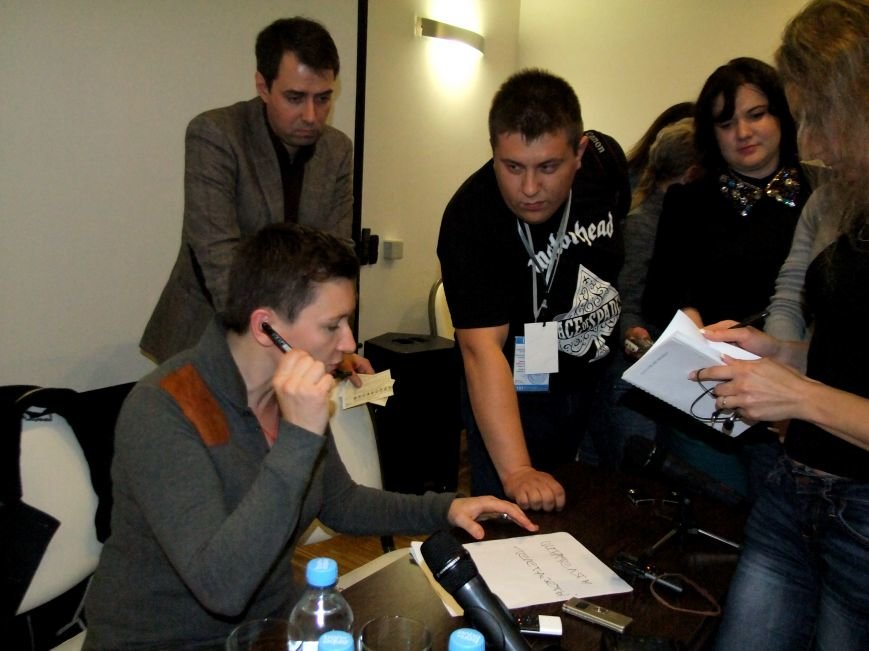 2013-10-31 13-41-58 2013-10-31 13-41-58