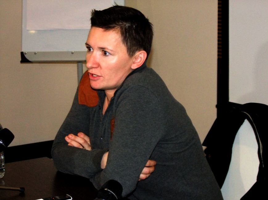 2013-10-31 13-13-42 2013-10-31 13-13-42