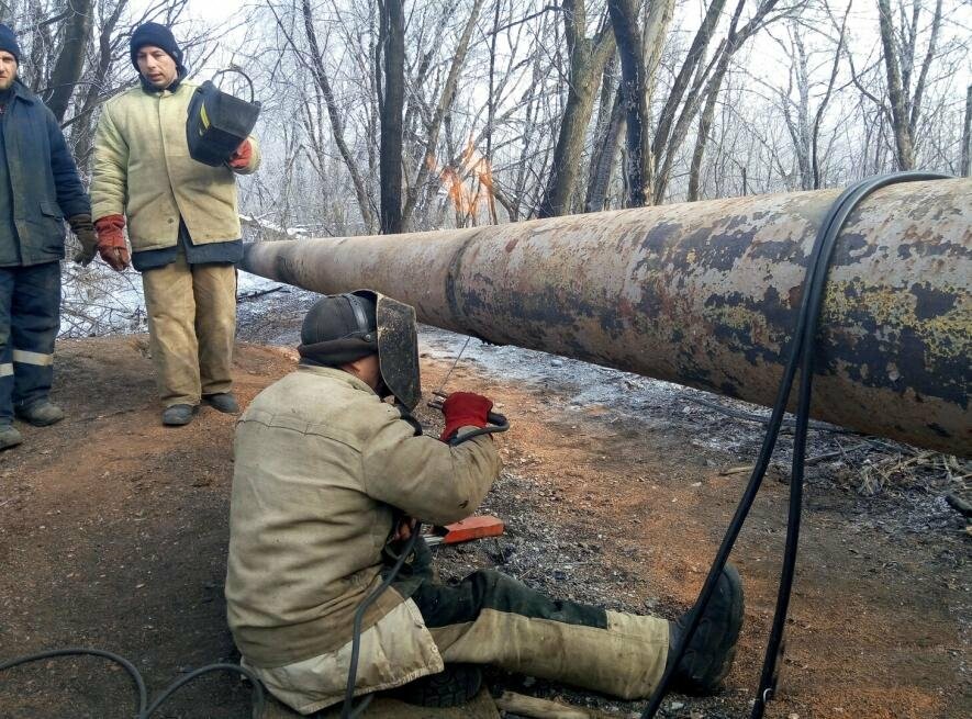 У Донецьку без тепла залишаються 435 житлових будинків