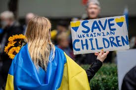 У Швеції відбувся мітинг на підтримку українських дітей - жертв російської агресії