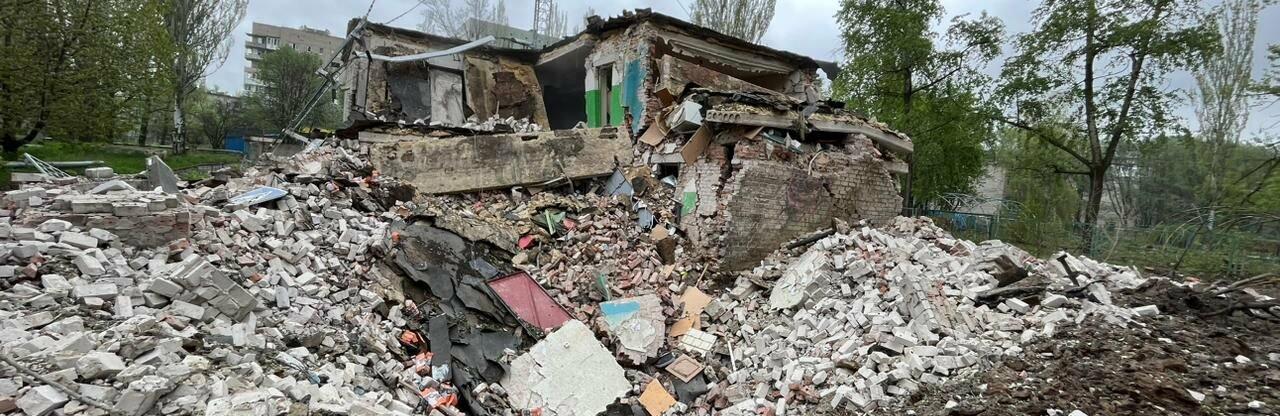 Окупанти за добу сім разів обстріляли Авдіївку, а також Марʼїнку та Красногорівку, - ФОТО
