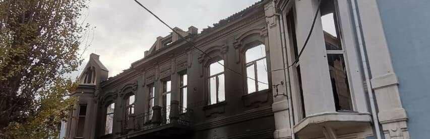 Окупанти обстріляли Бахмут, Курахово, Вугледар, Павлівку та Селідово: поранено двох людей, зруйновані будиники - ФОТО