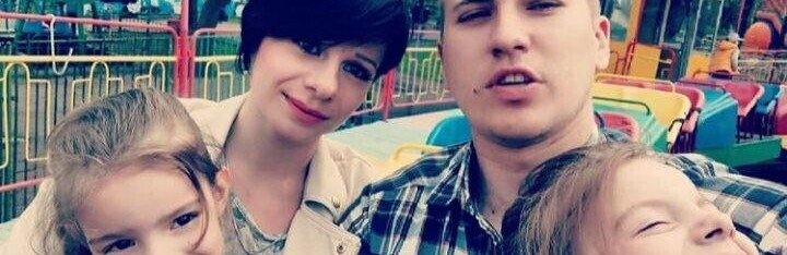 «Верніть нам тата». Історія про Сашу, Наташу, двох близнючок і пітона, - ФОТО