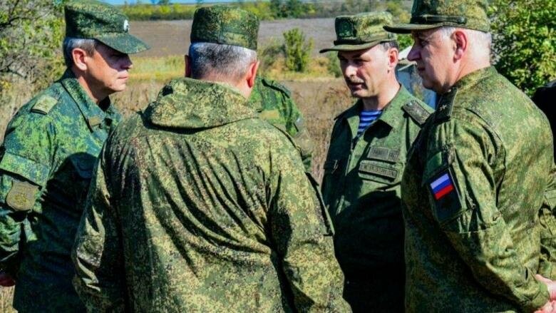Россияне хотят проводить «совместные инспекции» украинских позиций, - Арестович