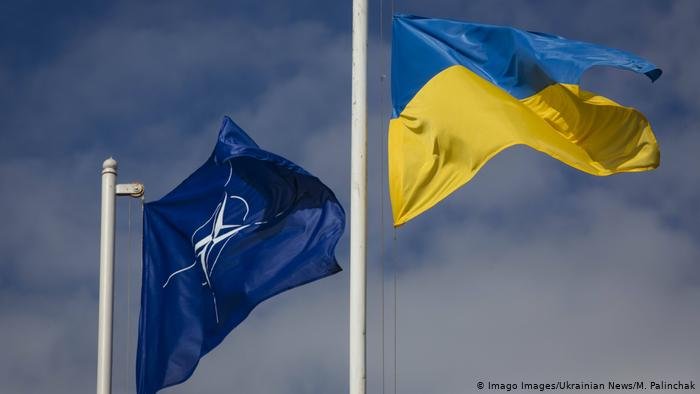 Украине придется подумать о ядерном статусе, если ее не примут в НАТО, - посол