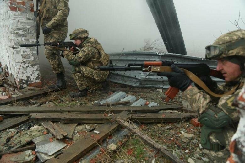 За сутки российско-оккупационные войска 9 раз нарушили перемирие на Донбассе: один военный ранен