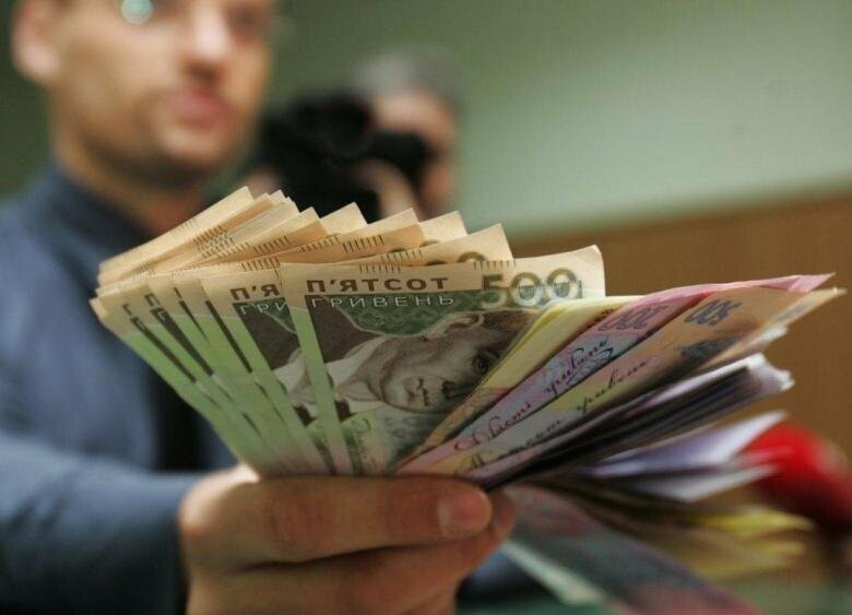 В Донецкой области средняя зарплата увеличилась на 30%