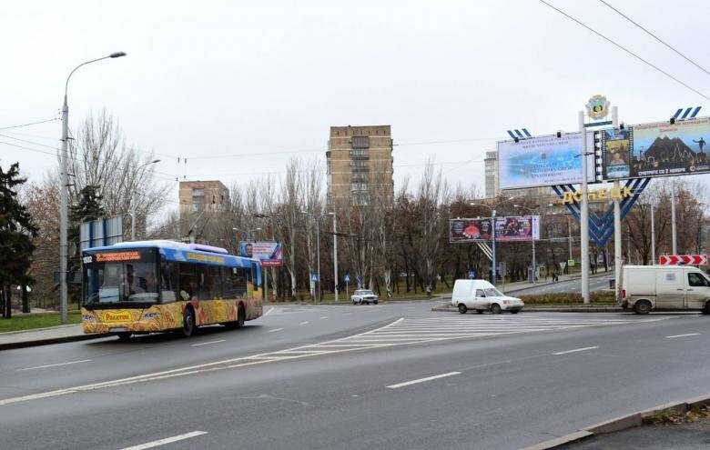 В центре оккупированного Донецка остановлено движение трамваев и троллейбусов