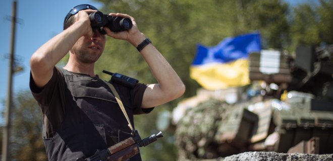 За сутки российско-оккупационные войска 14 раз нарушили перемирие на Донбассе: один военный ранен