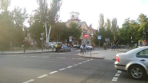 В Донецке автомобиль «полиции «ДНР» стал участником ДТП, -..., фото-2 В Донецке автомобиль «полиции «ДНР» стал участником ДТП, - ФОТО, фото-2
