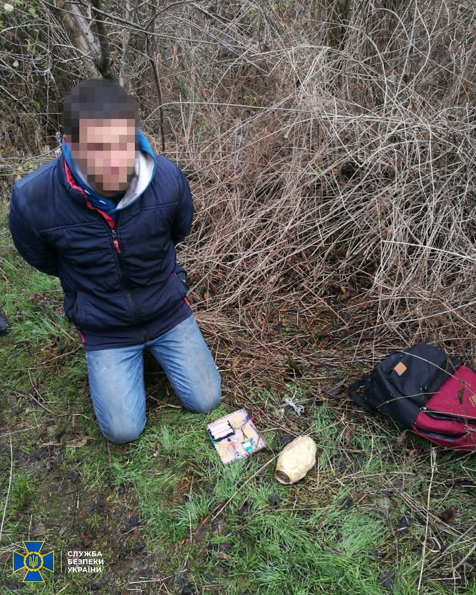 В Донецкой области задержали диверсанта «ДНР», который пыта..., фото-2 В Донецкой области задержали диверсанта «ДНР», который пытался взорвать электроподстанцию , фото-2