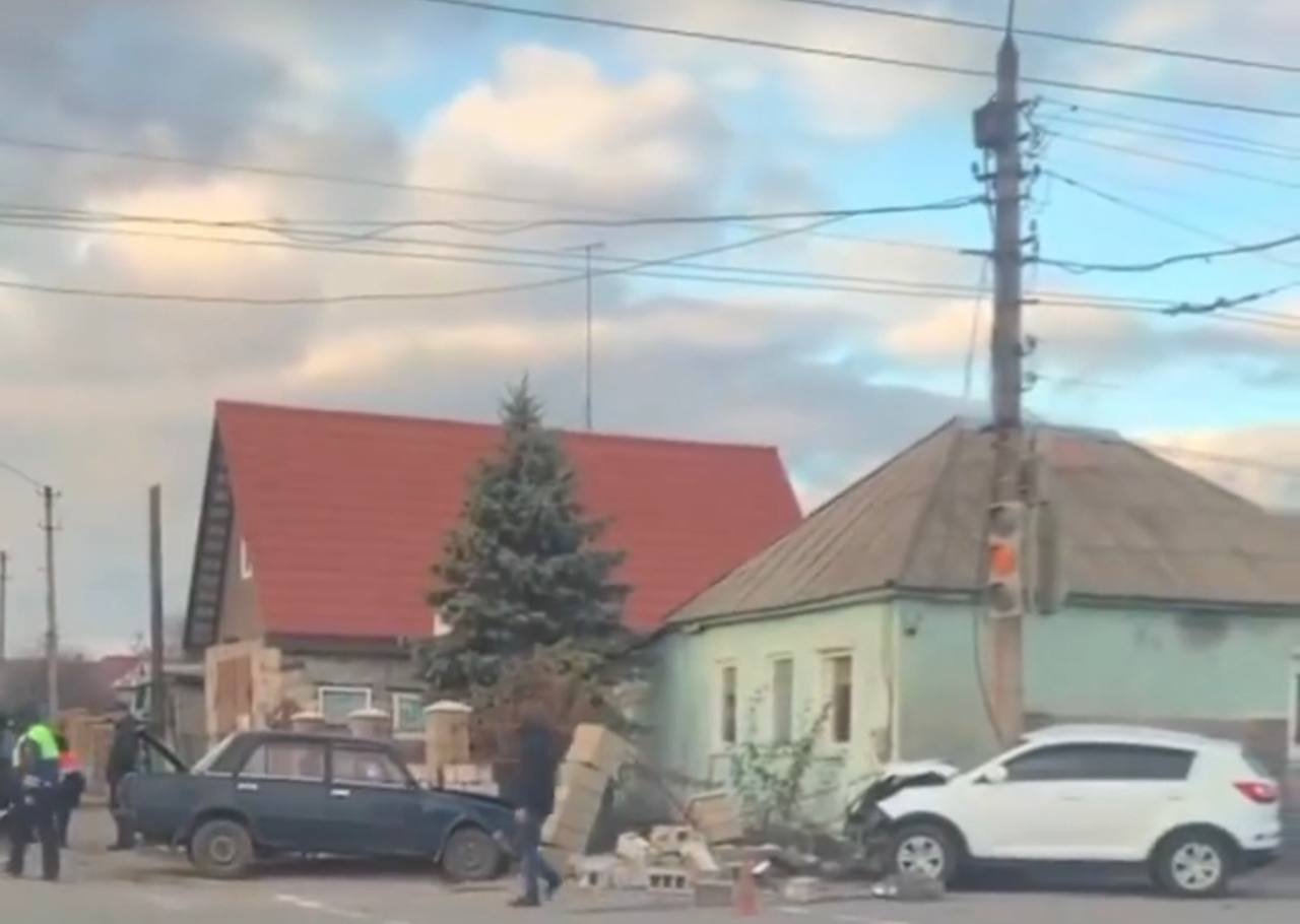 «Что-то страшное произошло»: в Харцызске странное ДТП, - ФОТО