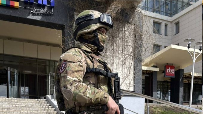 росія перекидає на Донбас 