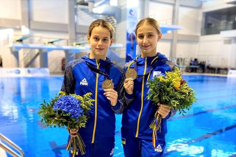 Студентка з Маріуполя здобула «золото» на Чемпіонаті Європи зі стрибків у воду серед юніорів
