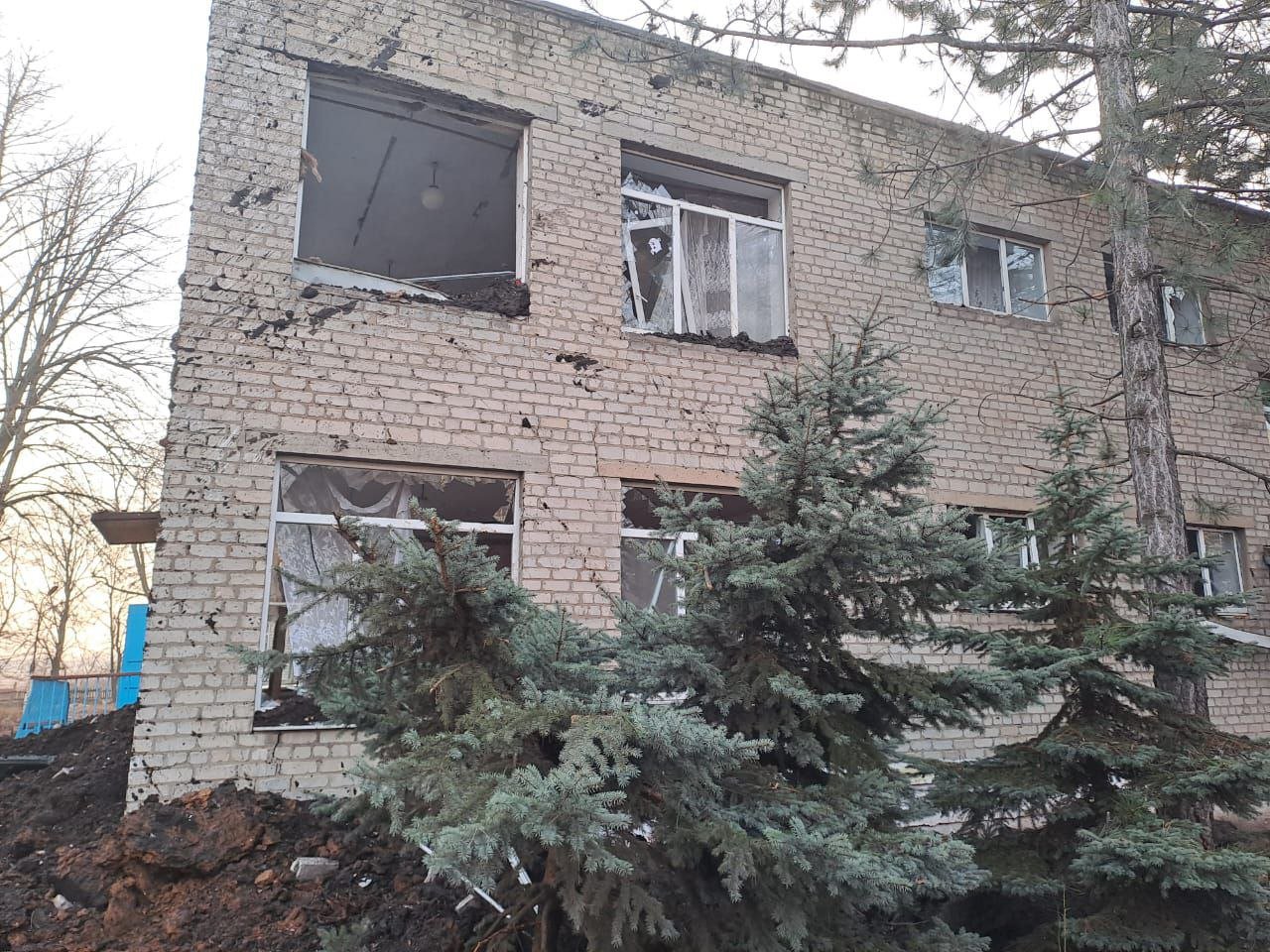 росіяни вдарили по Краматорську - ракета впала поблизу дитсадка, - ФОТО