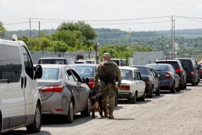 Ситуация на КПВВ Донбасса: утренний мониторинг Ситуация на КПВВ Донбасса: утренний мониторинг, Роман Лазоренко