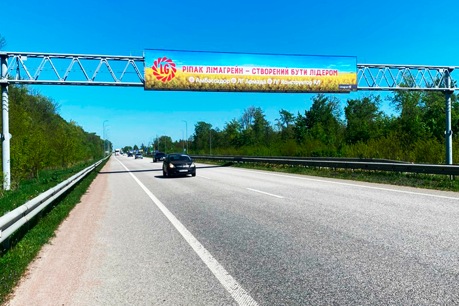 Преимущества размещения рекламы на мостах и арках