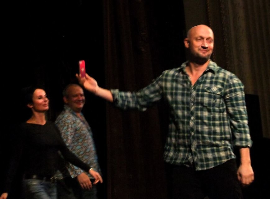 2013-09-30 20-41-52 2013-09-30 20-41-52