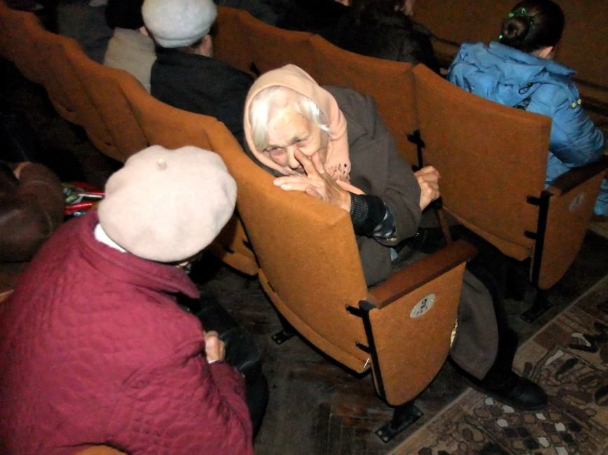 2013-10-26 12-11-28 2013-10-26 12-11-28