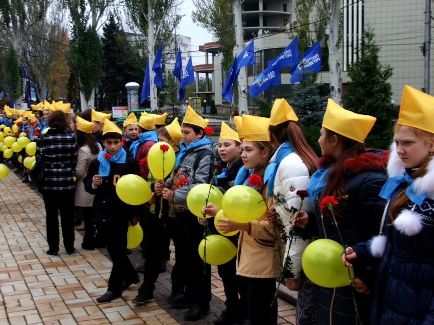 2013-10-28 12-02-18 2013-10-28 12-02-18