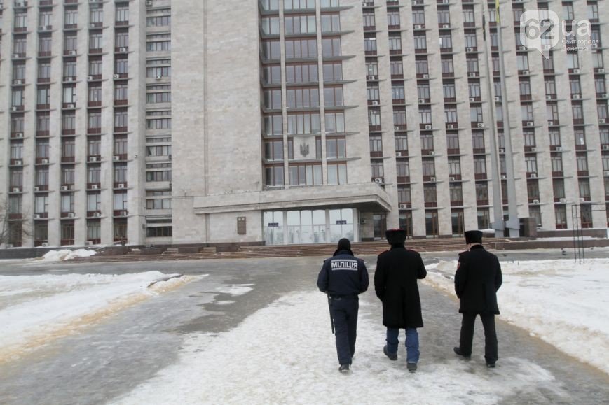 349687679aeda176e66f2a36015f4b23