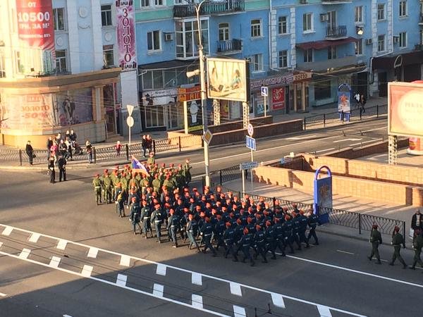 Как в «ДНР» готовятся к военному параду в Донецке (ФОТО) (фото) - фото 4 Как в «ДНР» готовятся к военному параду в Донецке (ФОТО) (фото) - фото 4
