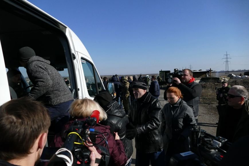 Из плена боевиков «ДНР» освободили трех украинских военных (ФОТО) (фото) - фото 2